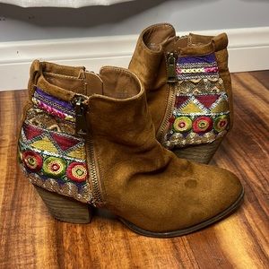 Embroidered heeled booties